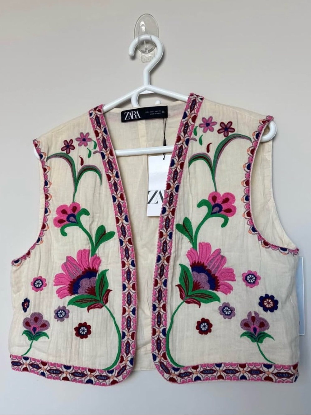 Zara NWT Embroidered Boho Vest Cream Floral Womens L
